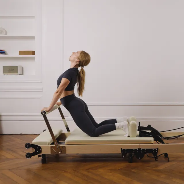 Alberte en séance sur Reformer